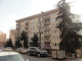 Defterdarlar Sitesinde Ferah Daire